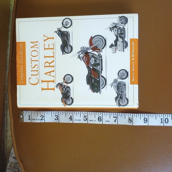 Vintage "Custom Harley" Complete Harley-Davidson Hardcover Motorcycle Handbook - Picture 8 of 9